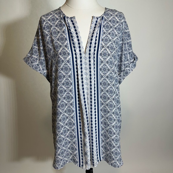 Max Studio Blue/White Boho Floral Print Short Sleeve Blouse Womens Size Medium M - Picture 1 of 9